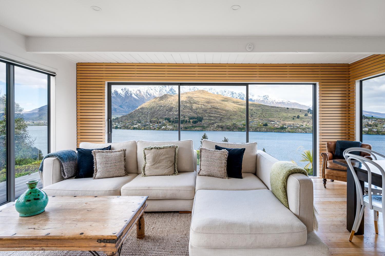 Spectacular Views Uninterrupted! 3 Bedroom Private! Ferienhaus Queenstown