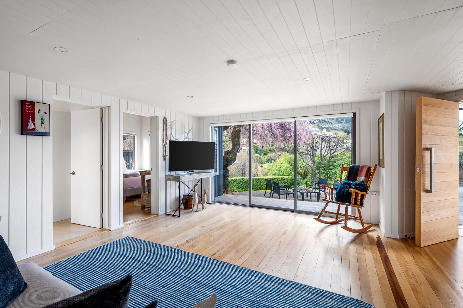 Spectacular Views Uninterrupted! 3 Bedroom Private! * Queenstown